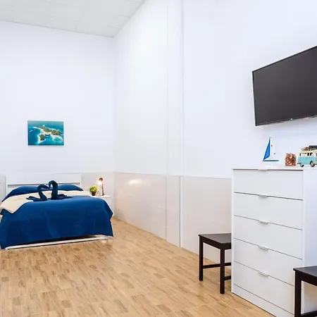 Apart Del Mar Lirio 32